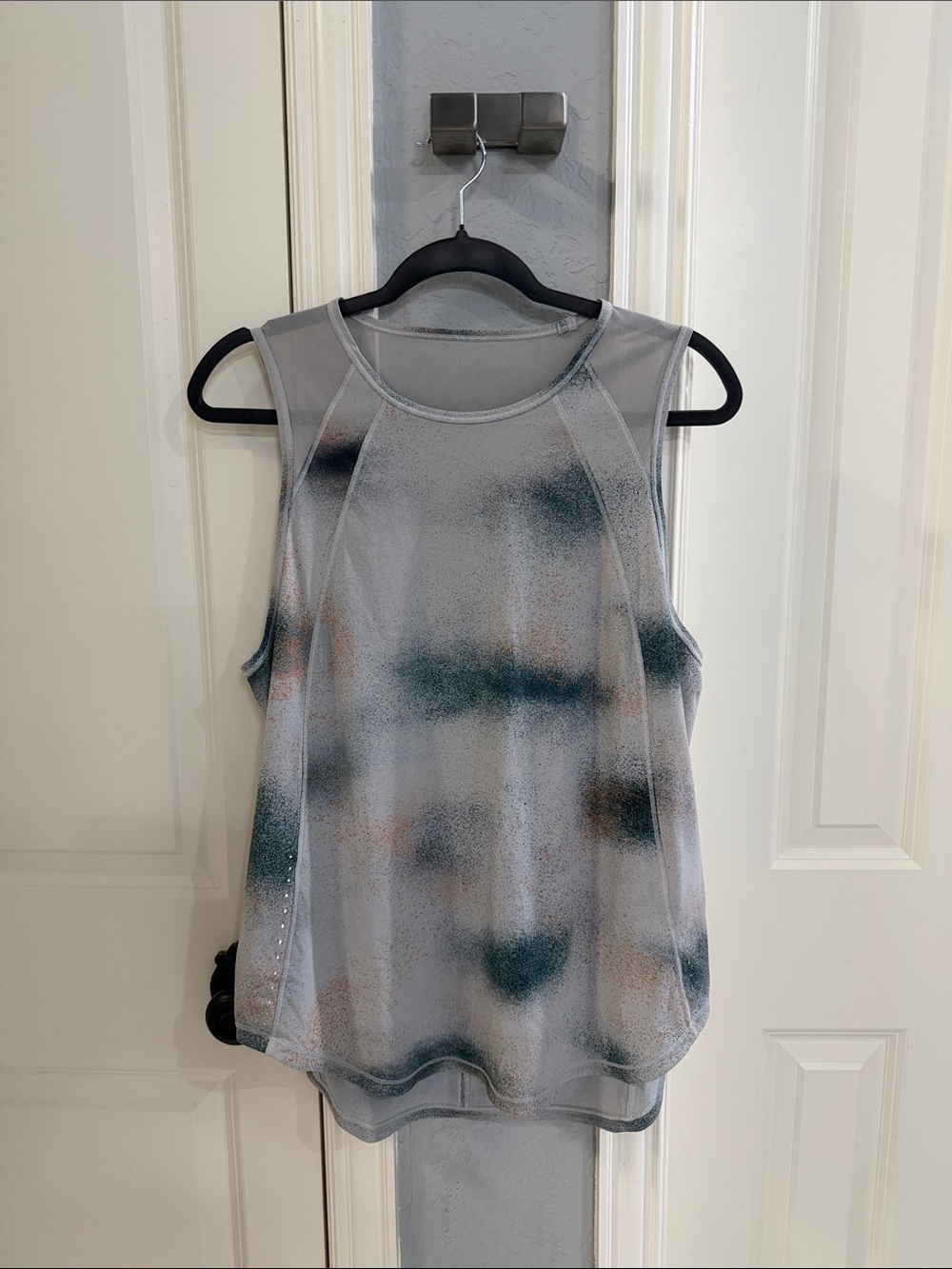 lululemon athletica Mesh Overlay Tank Top in Gray, Green and Tan